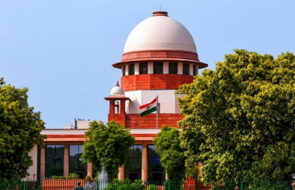 SC: ‘कांवड़ मार्ग पर सभी होटलों को लाइसेंस और रजिस्ट्रेशन सर्टिफिकेट दिखाना होगा’, सुप्रीम कोर्ट का निर्देश