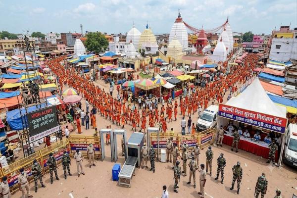 Jharkhand News: श्रावणी मेले से पहले झारखंड हाई अलर्ट! बाबा धाम की सुरक्षा बढ़ाई गई