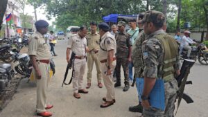 Chatra Breaking News: एसपी आवास के बाहर दिनदहाड़े फायरिंग, निजी गार्ड की मौत