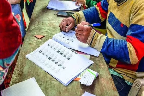 Voter List Revision 2026: मतदाता सूची पुनरीक्षण का काम अंतिम चरण में, 5 अगस्त को जारी होगी ड्राफ्ट वोटर लिस्ट