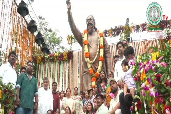 Jharkhand News: नेमरा में शिबू सोरेन की प्रतिमा का अनावरण, भावुक हुए CM हेमंत सोरेन